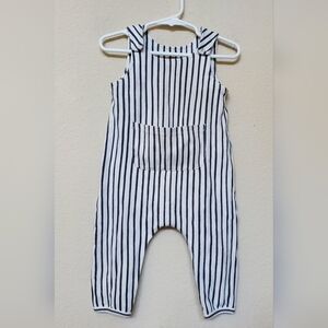 Pehr Snap Overalls.  Size 18-24 Mths
